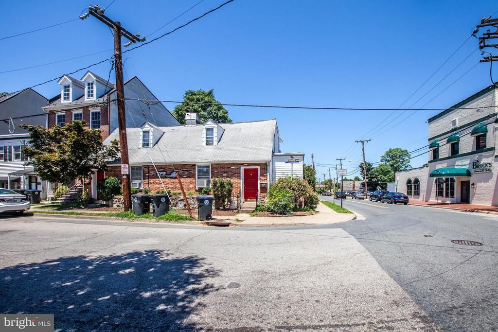 101 Lafayette Blvd, Fredericksburg, VA 22401